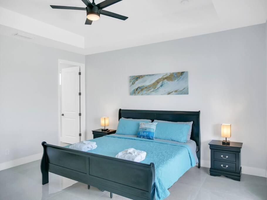 קייפ קורל Casa Sevilla, Heated Pool, Sleeps 9, 4B3B מראה חיצוני תמונה