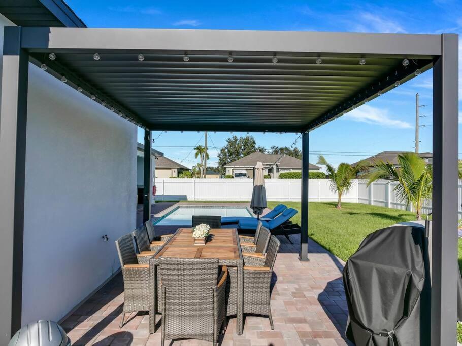קייפ קורל Casa Sevilla, Heated Pool, Sleeps 9, 4B3B מראה חיצוני תמונה